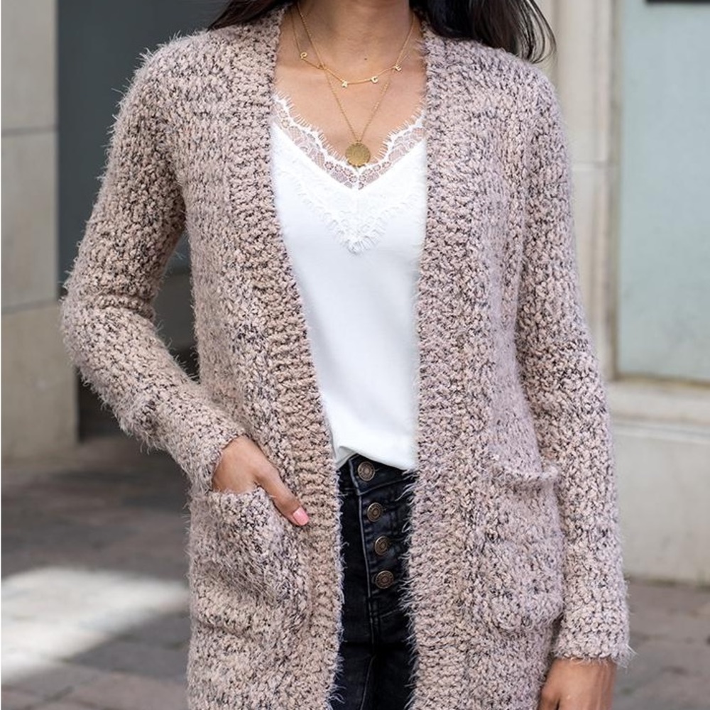 Grace & Lace wubby cardi in barley